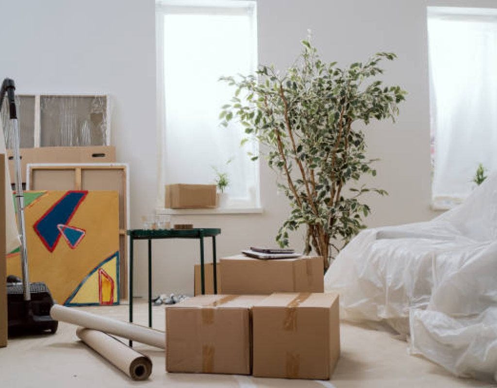 Detailed move out house cleaning for apartments and homes